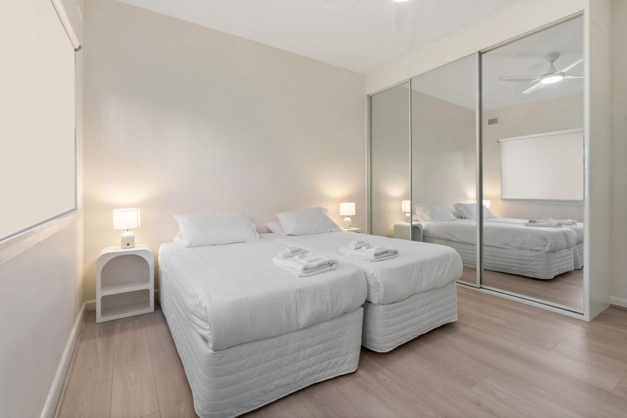 Apartment Modern 2-bed With Parking Near Bondi Beach