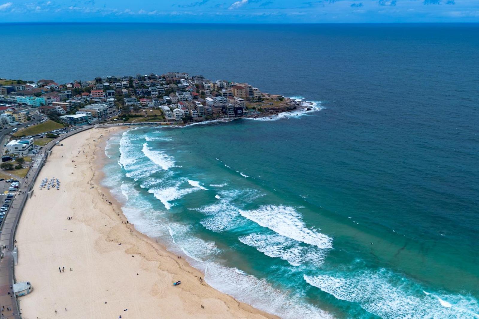 Apartment Modern 2-bed With Parking Near Bondi Beach *