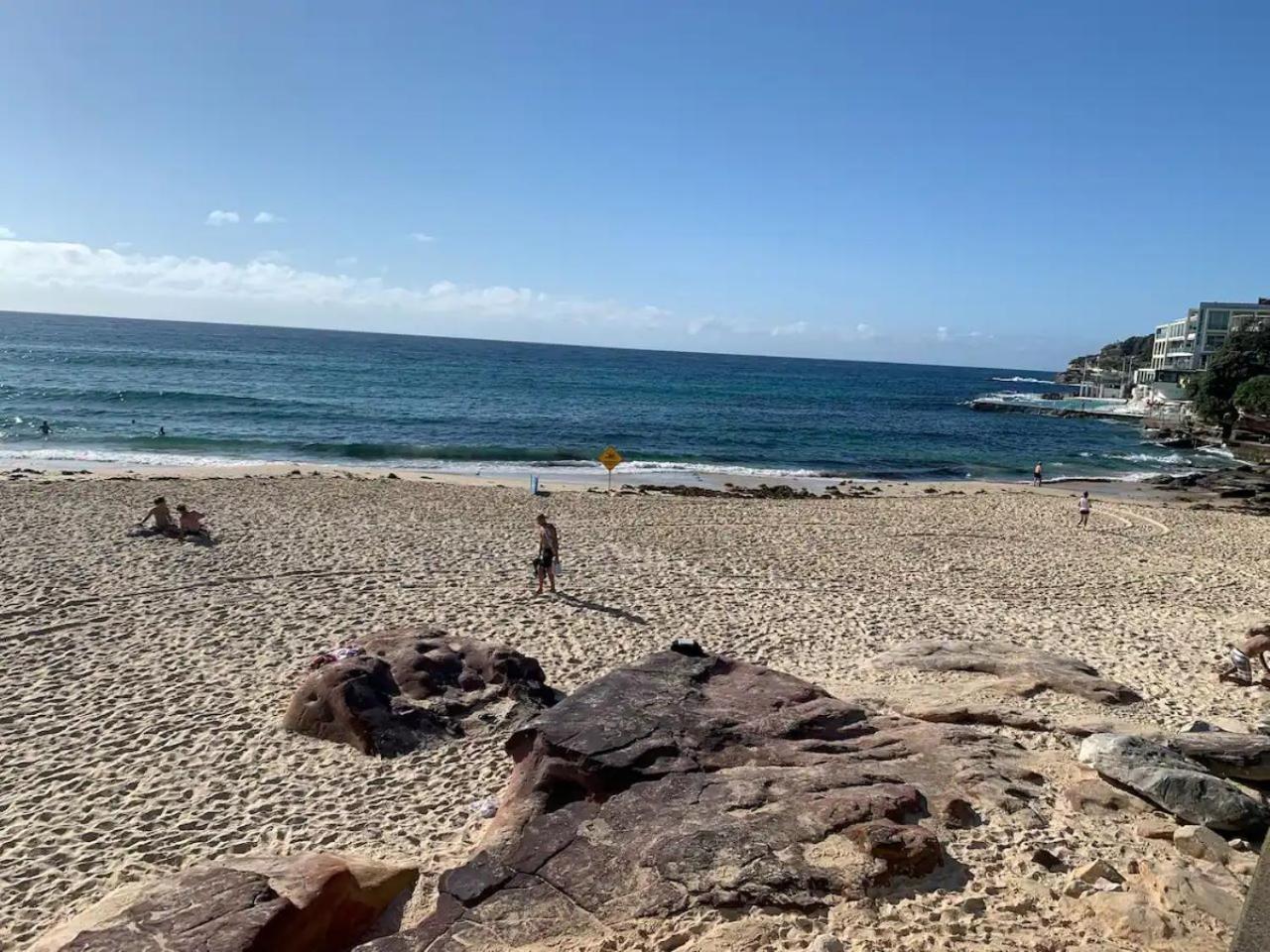 Modern 2-bed With Parking Near Bondi Beach Apartment Sydney
